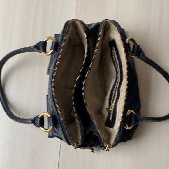 Authentic Marc Jacobs quilted chanel buckle bag - Picture 5 of 7